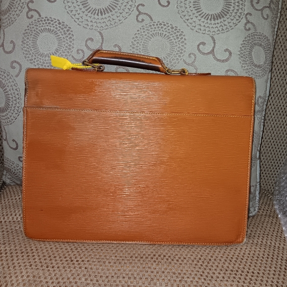 Louis Vuitton epi briefcase - Picture 3 of 7